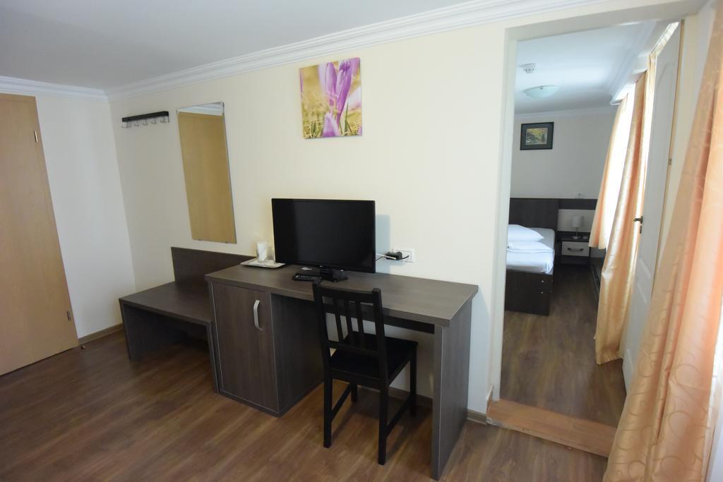 Hotel Arizona Timisoara Exterior foto