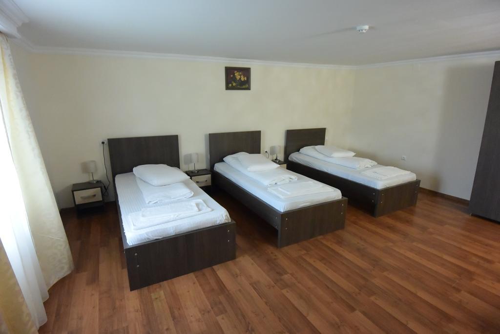 Hotel Arizona Timisoara Exterior foto